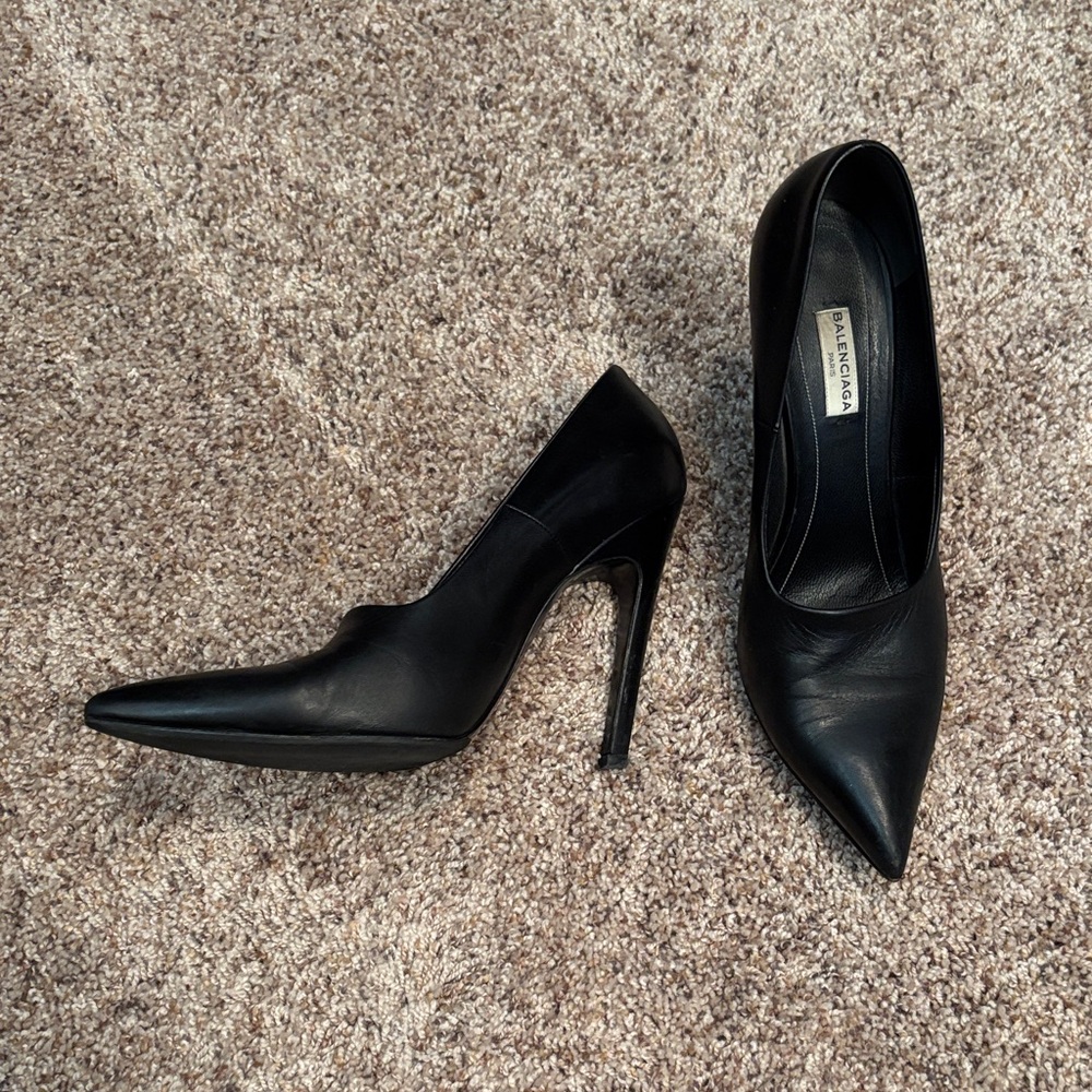Balenciaga Black Pointed Heels